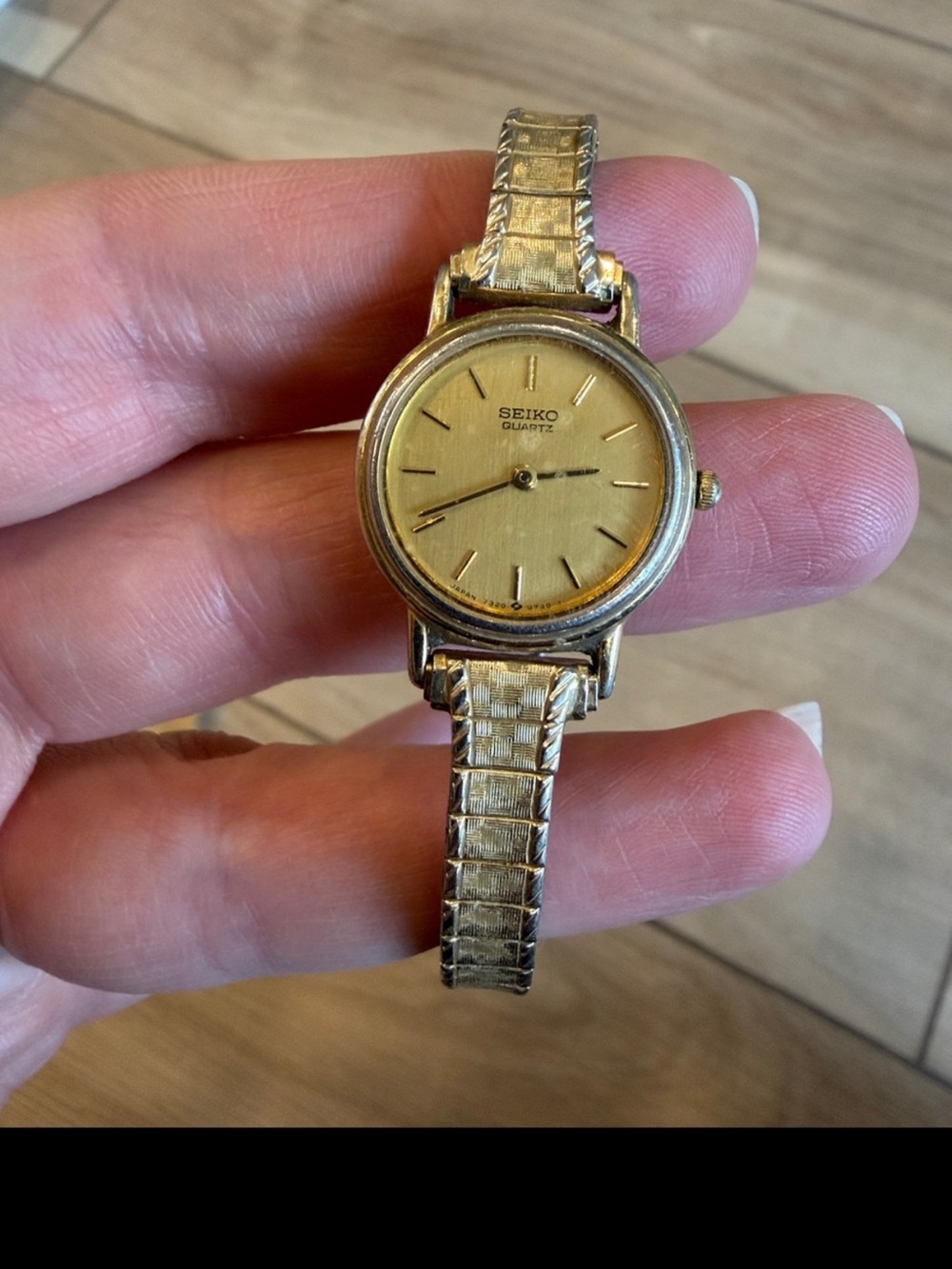 Vintage Seiko Gold Tone Ladies Bracelet Watch